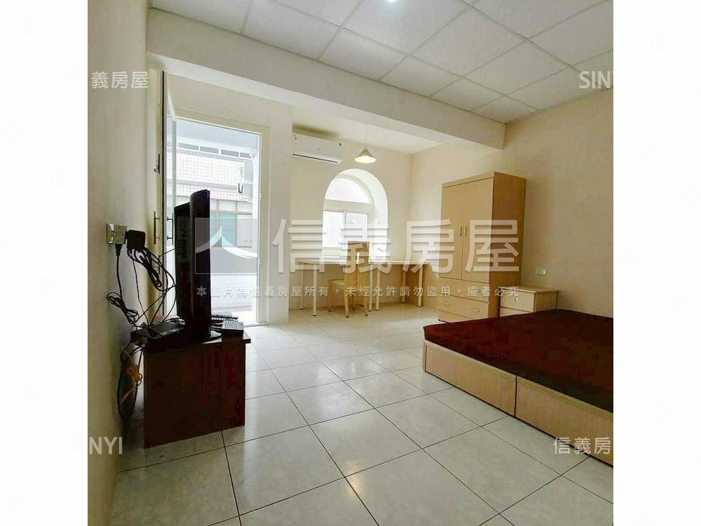 小港收租透天房屋室內格局與周邊環境
