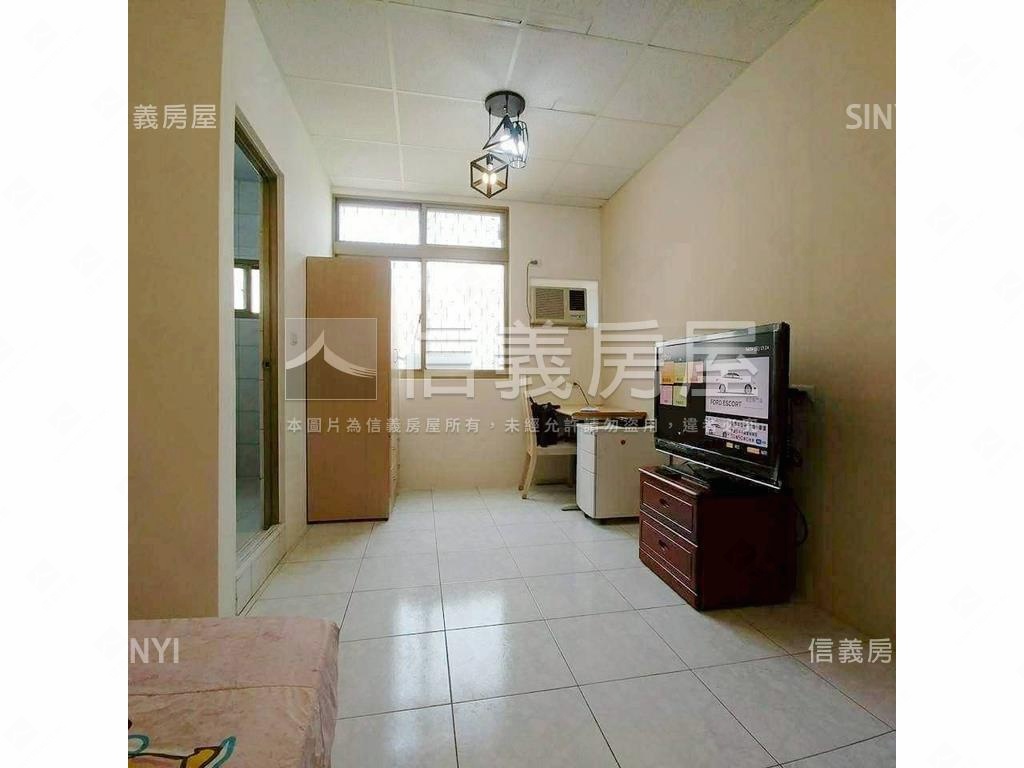 小港收租透天房屋室內格局與周邊環境