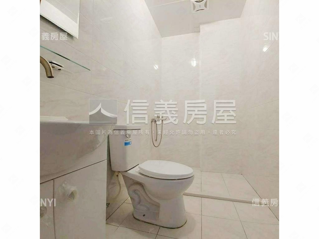 小港收租透天房屋室內格局與周邊環境