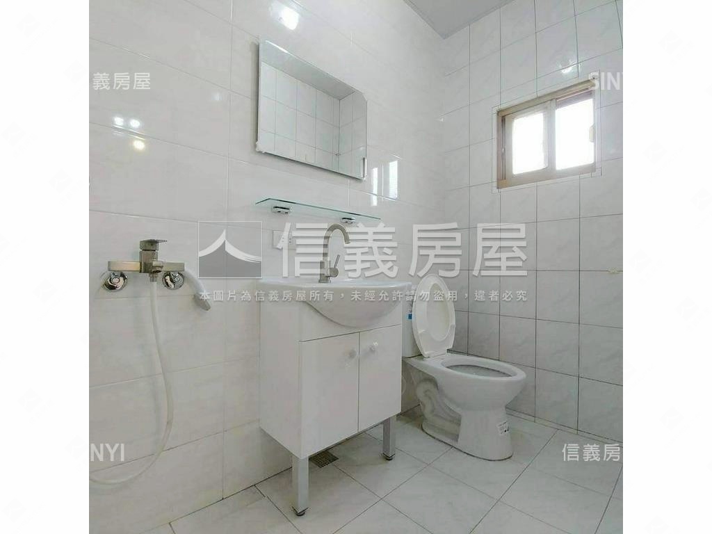 小港收租透天房屋室內格局與周邊環境