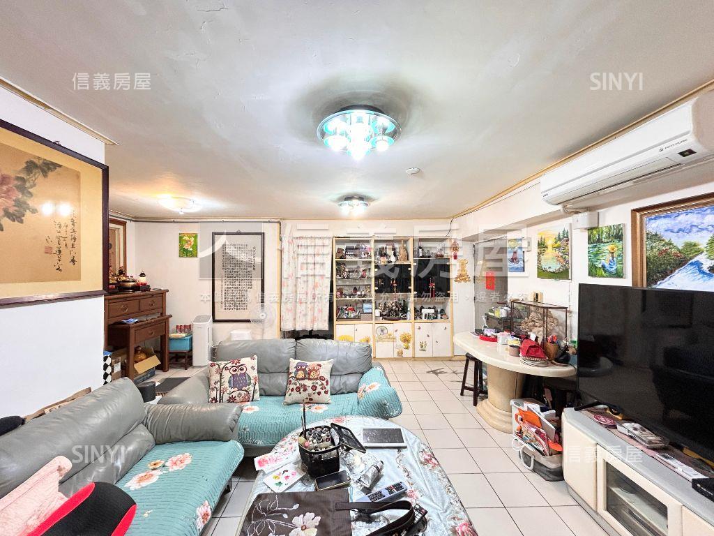 濱湖皇家電梯３房房屋室內格局與周邊環境