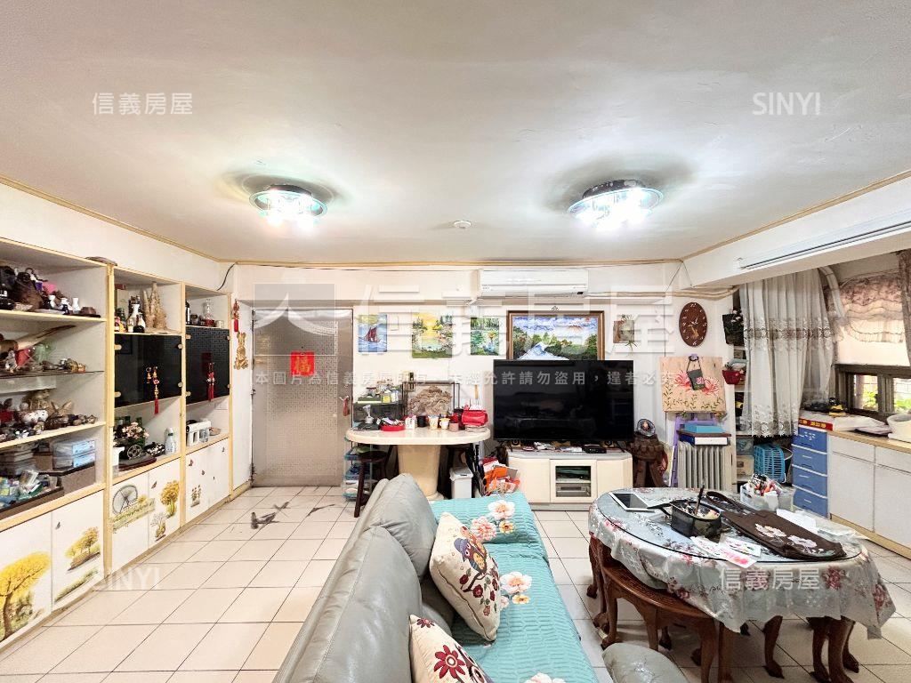 濱湖皇家電梯３房房屋室內格局與周邊環境