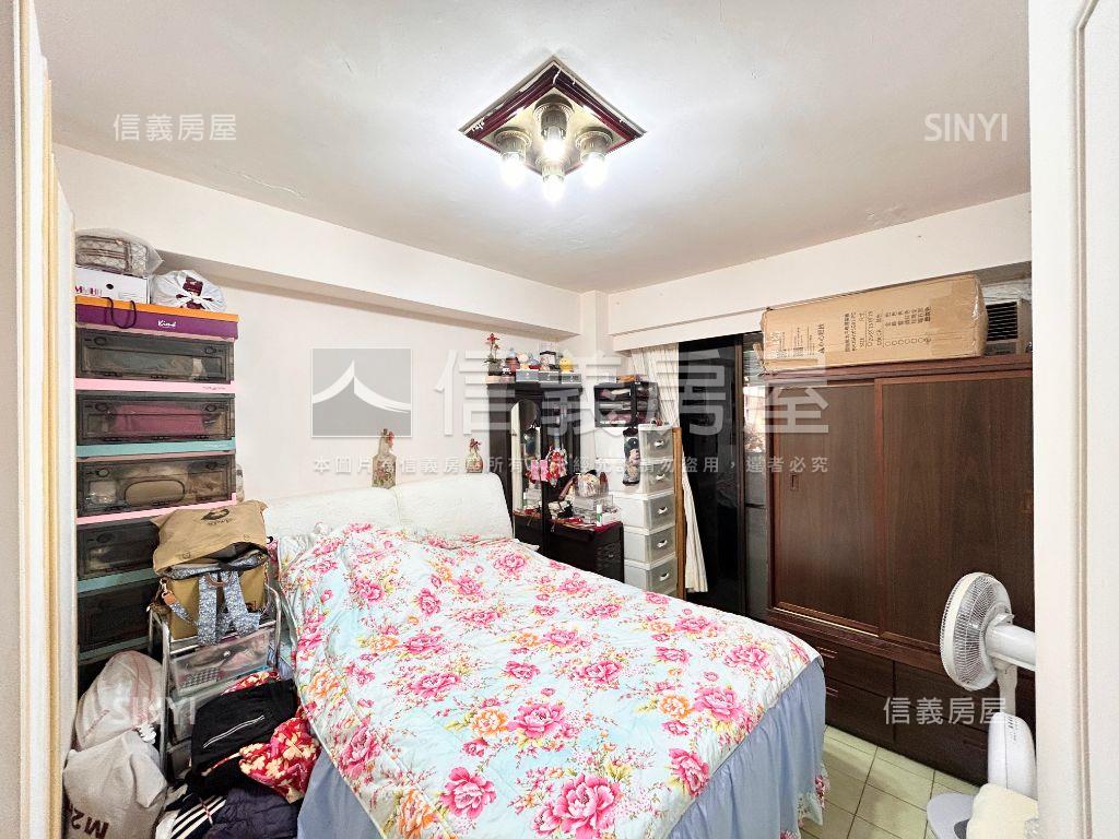 濱湖皇家電梯３房房屋室內格局與周邊環境