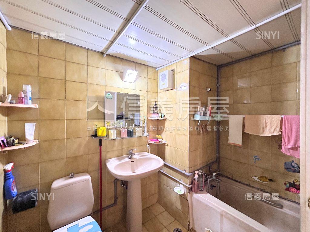 濱湖皇家電梯３房房屋室內格局與周邊環境