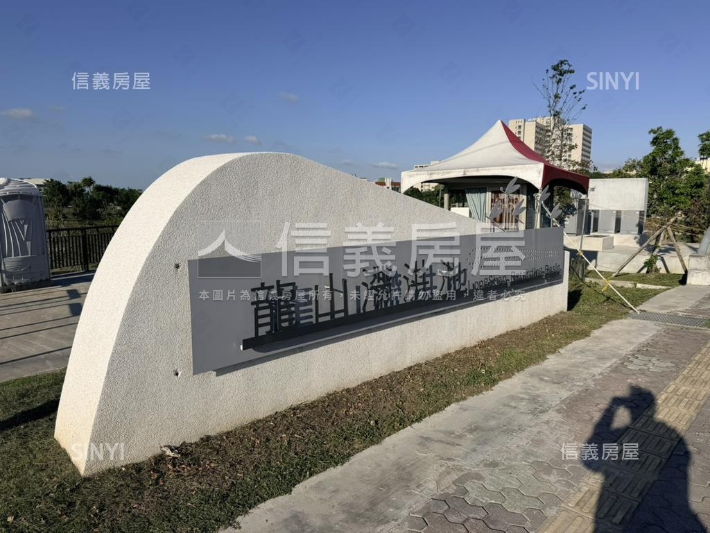 近市場中華路五米面寬透天房屋室內格局與周邊環境