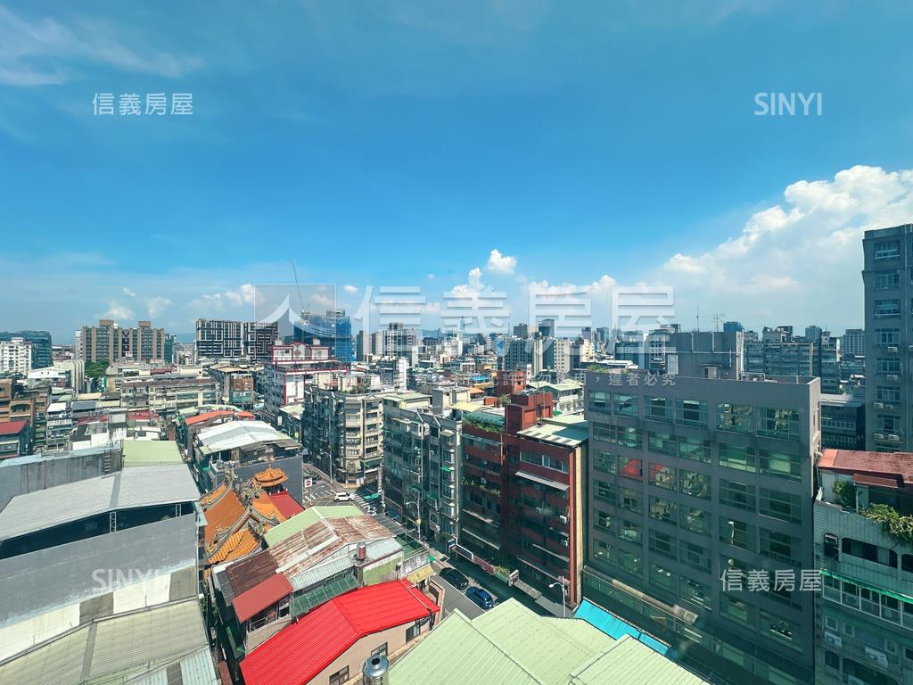簡約品味邊間面校園２房房屋室內格局與周邊環境