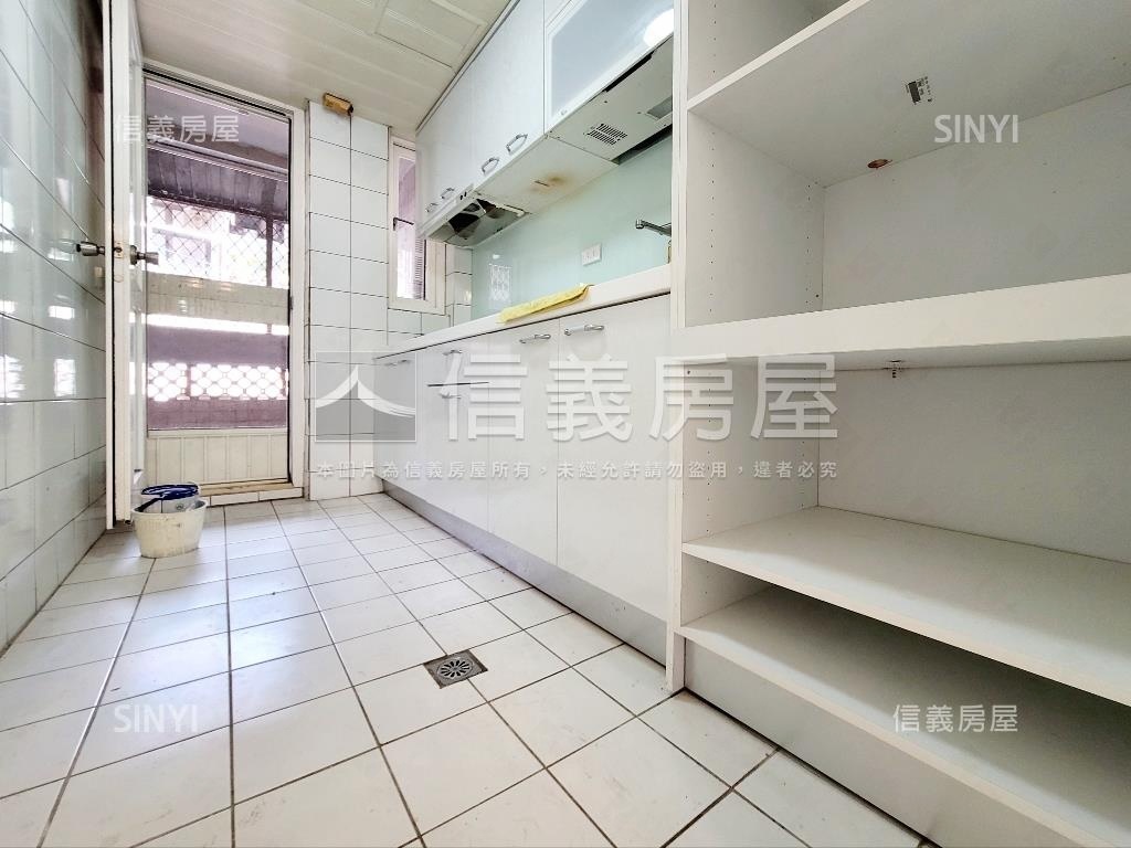 黎明清境樓中樓頂加房屋室內格局與周邊環境