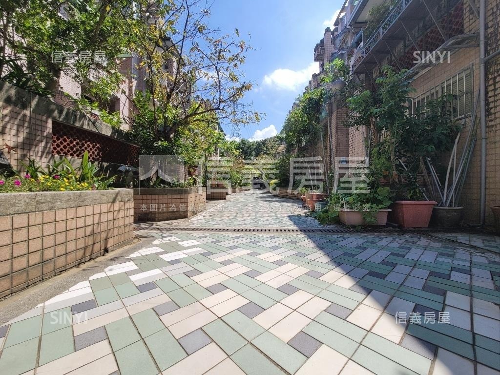 黎明清境樓中樓頂加房屋室內格局與周邊環境