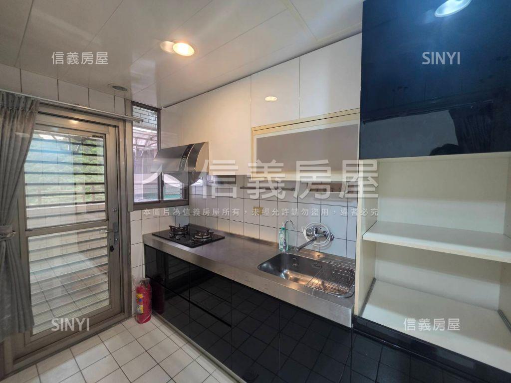 三峽中園學區．低總價兩房房屋室內格局與周邊環境