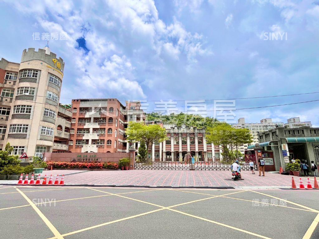 三峽中園學區．低總價兩房房屋室內格局與周邊環境