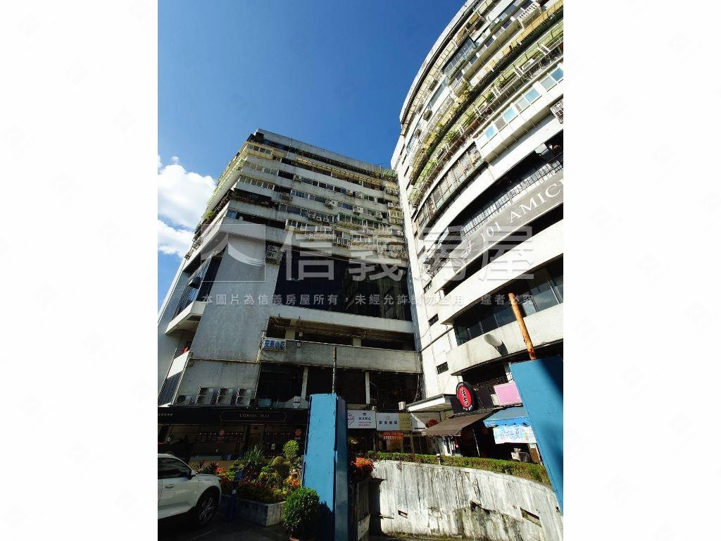 東區稀有釋出金店面★房屋室內格局與周邊環境