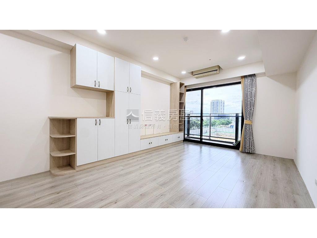 登陽春賞朝南三房平車房屋室內格局與周邊環境