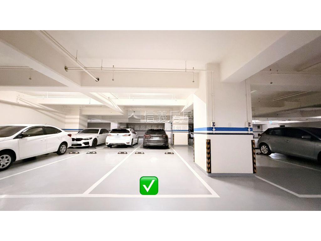 登陽春賞朝南三房平車房屋室內格局與周邊環境