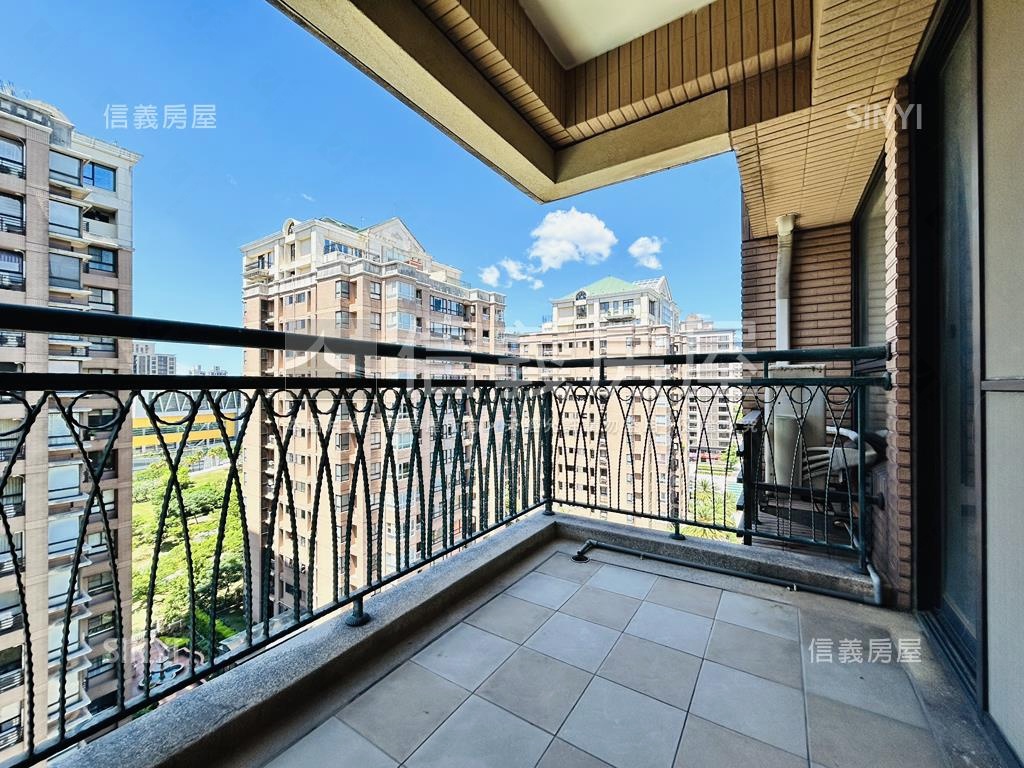 稀有‧水公園‧中庭美屋房屋室內格局與周邊環境