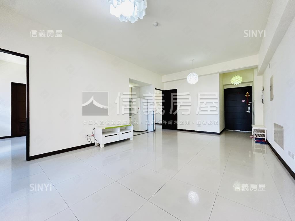 稀有‧水公園‧中庭美屋房屋室內格局與周邊環境