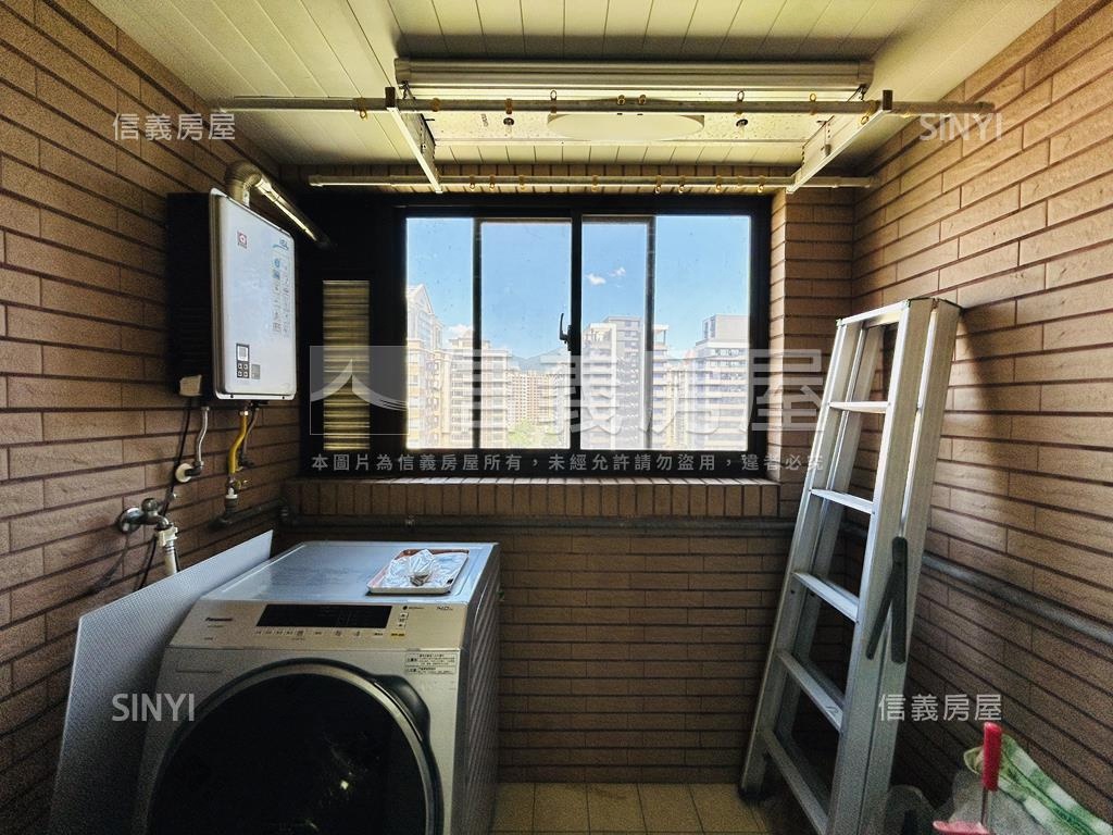 稀有‧水公園‧中庭美屋房屋室內格局與周邊環境