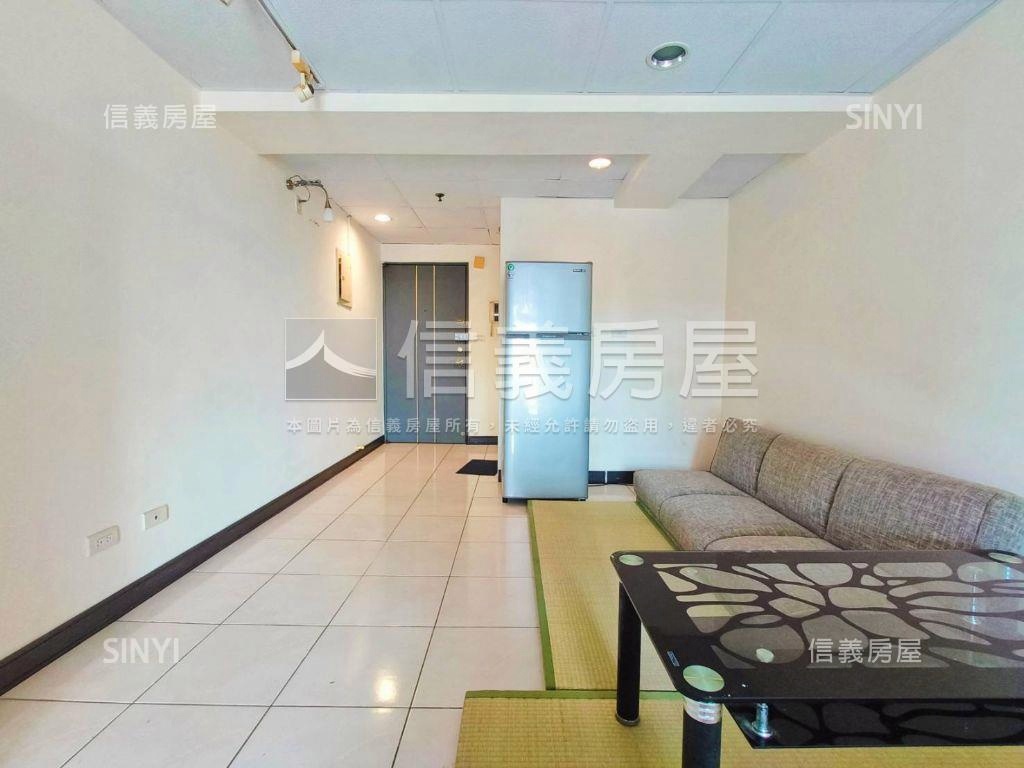 得意的居高樓層視野套房房屋室內格局與周邊環境