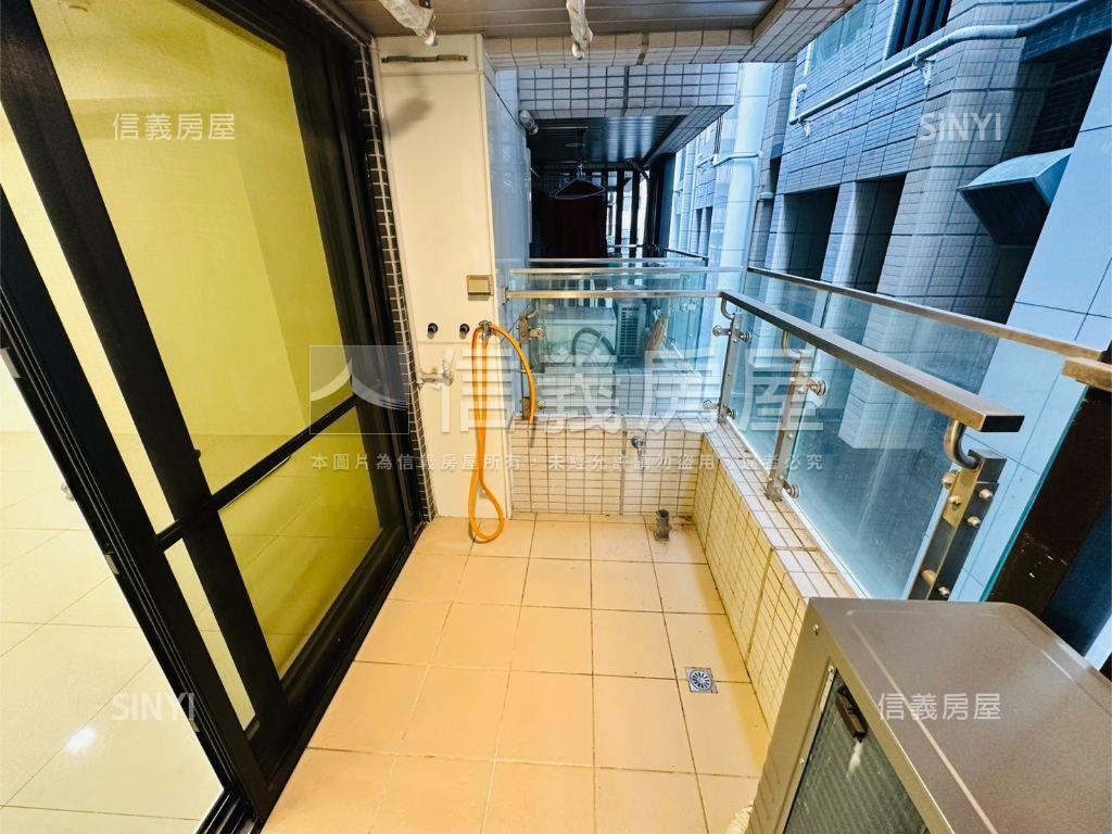 捷運方正陽台小屋房屋室內格局與周邊環境