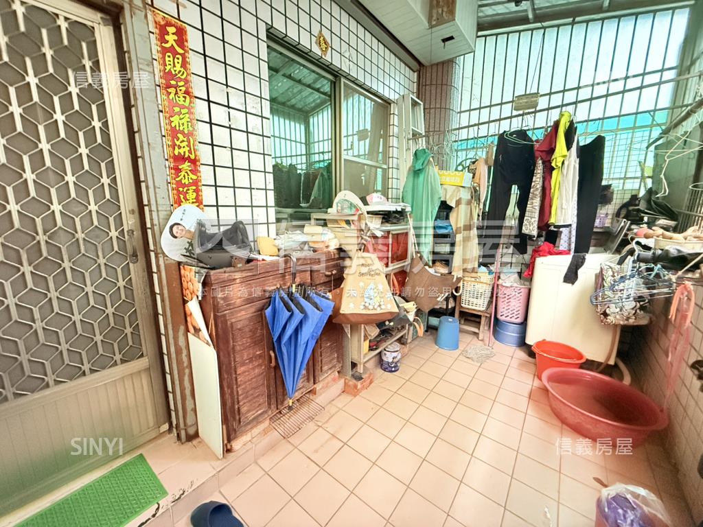 五甲熱線４房平車房屋室內格局與周邊環境