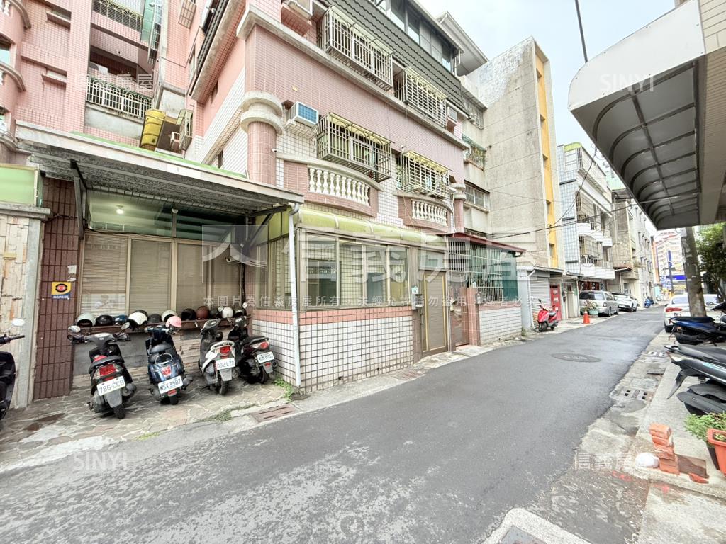 五甲熱線４房平車房屋室內格局與周邊環境