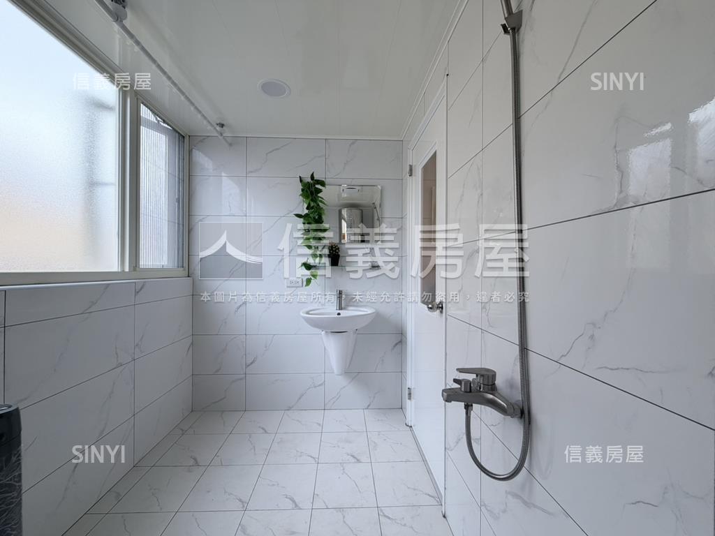 電梯透天房屋室內格局與周邊環境