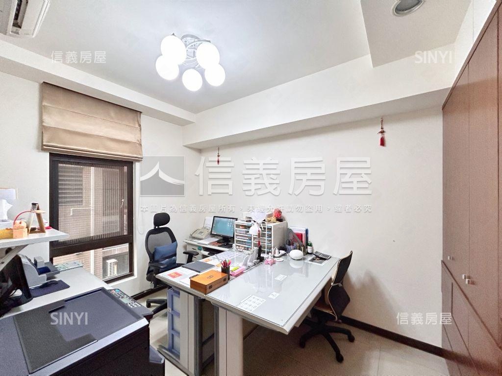 文化三星靜謐優美四房車位房屋室內格局與周邊環境