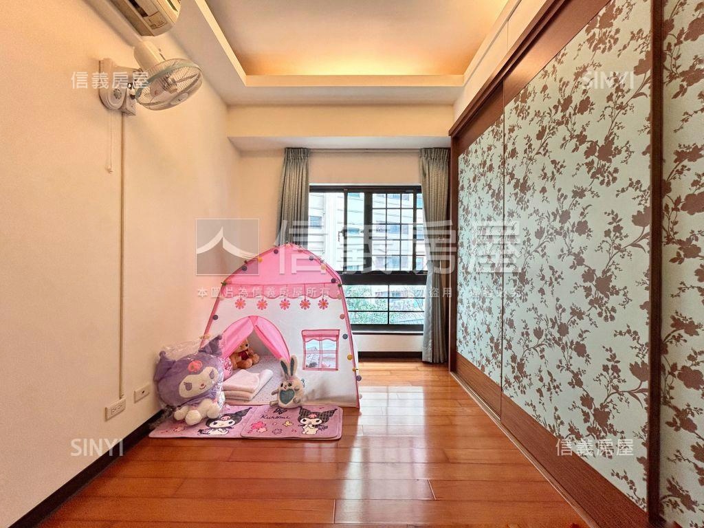文化三星靜謐優美四房車位房屋室內格局與周邊環境