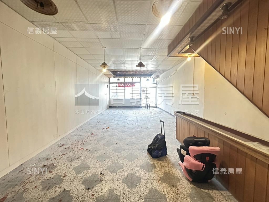 獨家三峽御峰旁中正路透天房屋室內格局與周邊環境
