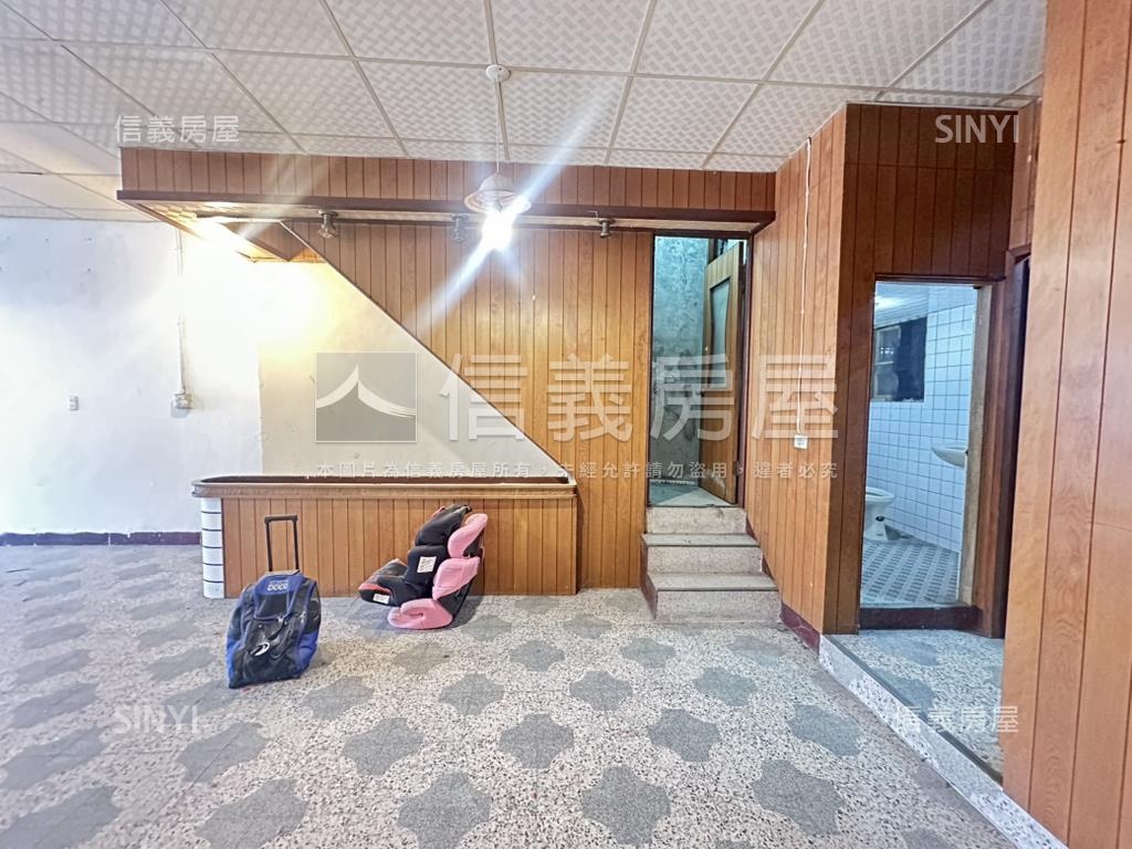 獨家三峽御峰旁中正路透天房屋室內格局與周邊環境