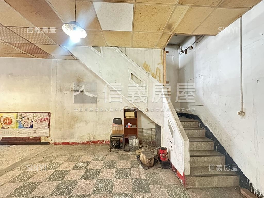 獨家三峽御峰旁中正路透天房屋室內格局與周邊環境