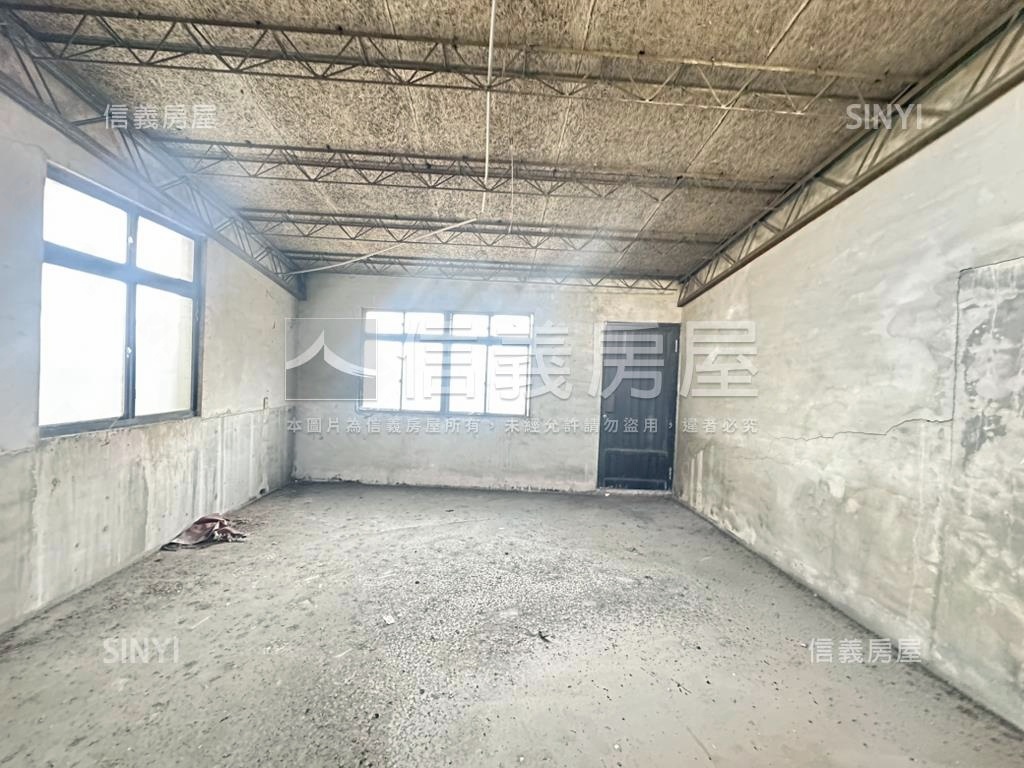 獨家三峽御峰旁中正路透天房屋室內格局與周邊環境
