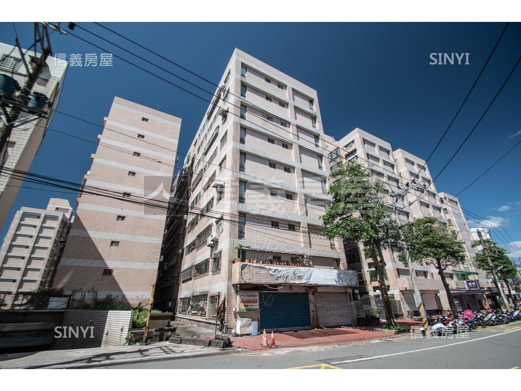 近體育園區。景觀大四房房屋室內格局與周邊環境