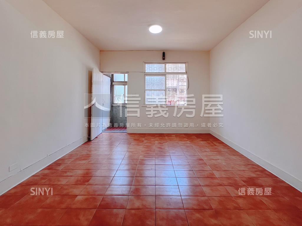 景平捷運旁活巷三樓房屋室內格局與周邊環境