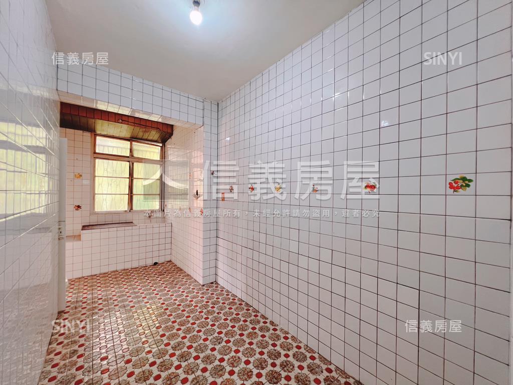 景平捷運旁活巷三樓房屋室內格局與周邊環境
