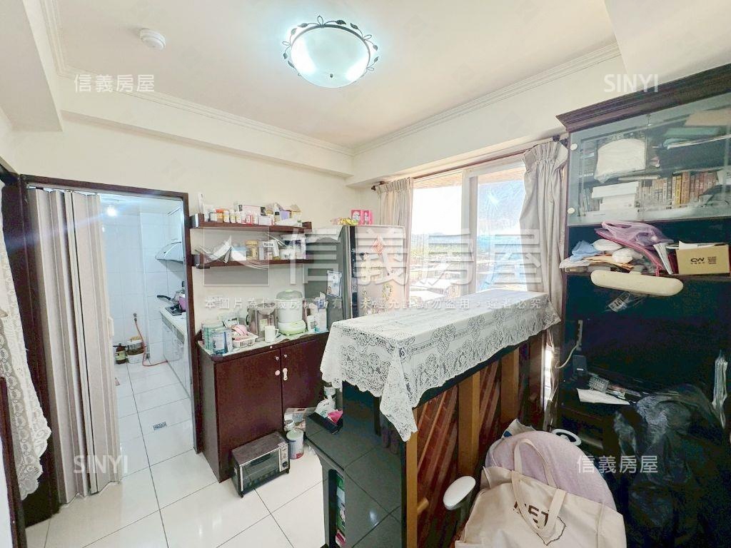 法國經典天使邊間兩房房屋室內格局與周邊環境