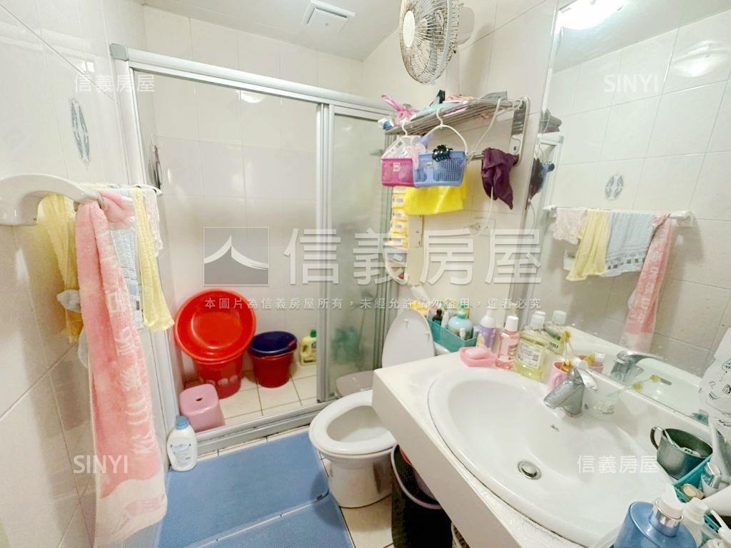 法國經典天使邊間兩房房屋室內格局與周邊環境