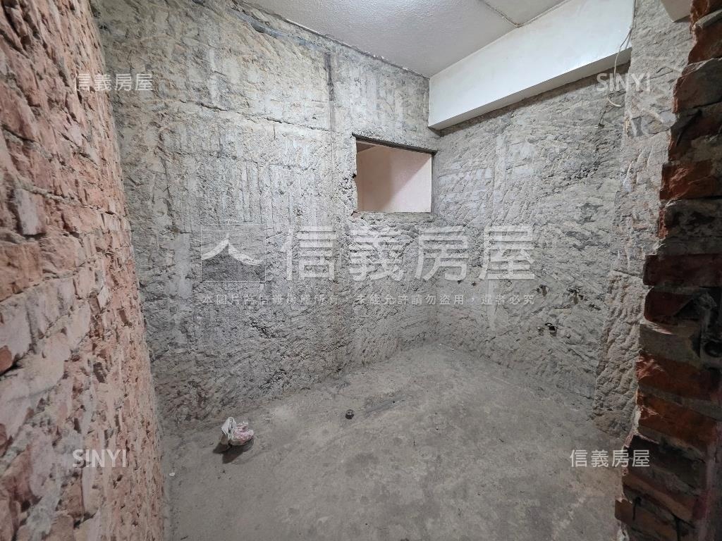 建興國中學區宅房屋室內格局與周邊環境