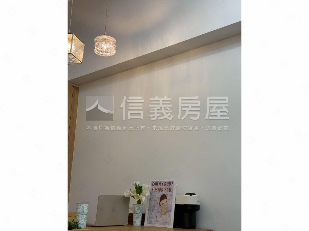 英倫亞灣質感品味美宅房屋室內格局與周邊環境
