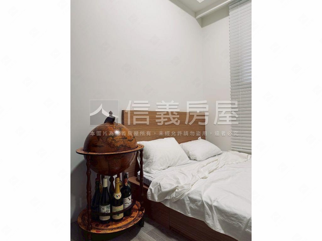英倫亞灣質感品味美宅房屋室內格局與周邊環境