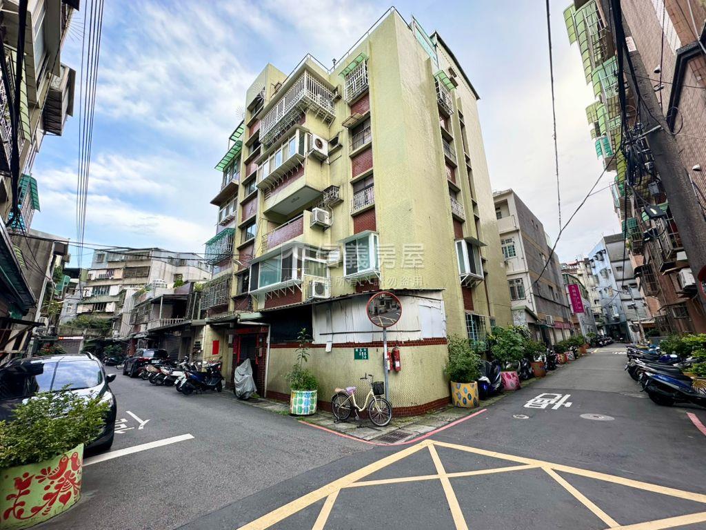 海山國中頂加大空間房屋室內格局與周邊環境