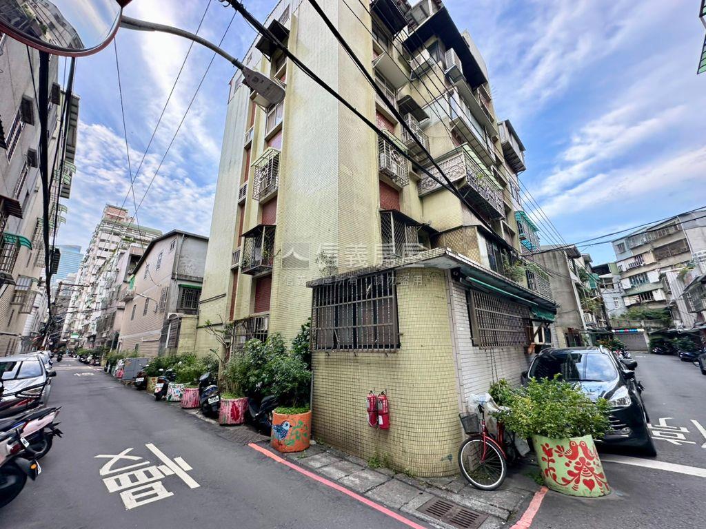 海山國中頂加大空間房屋室內格局與周邊環境