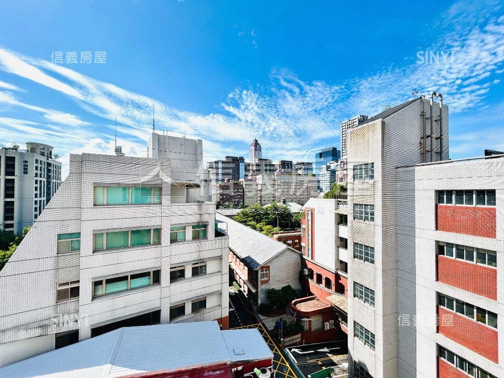 稀有釋出中山站車位房屋室內格局與周邊環境