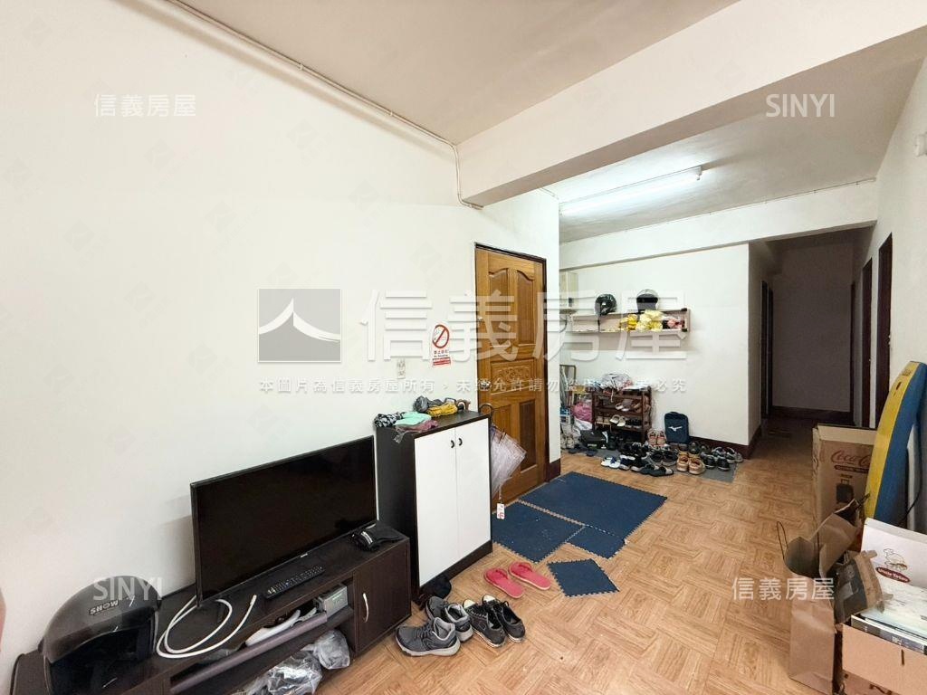 楠梓市區低總價公寓房屋室內格局與周邊環境
