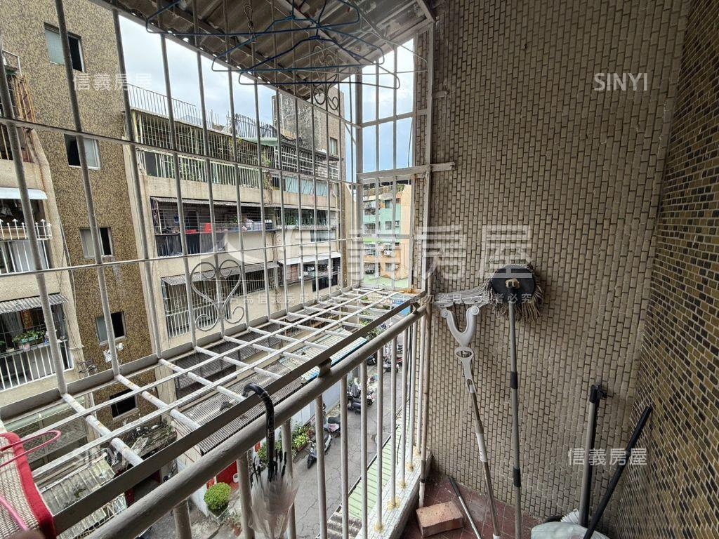 楠梓市區低總價公寓房屋室內格局與周邊環境
