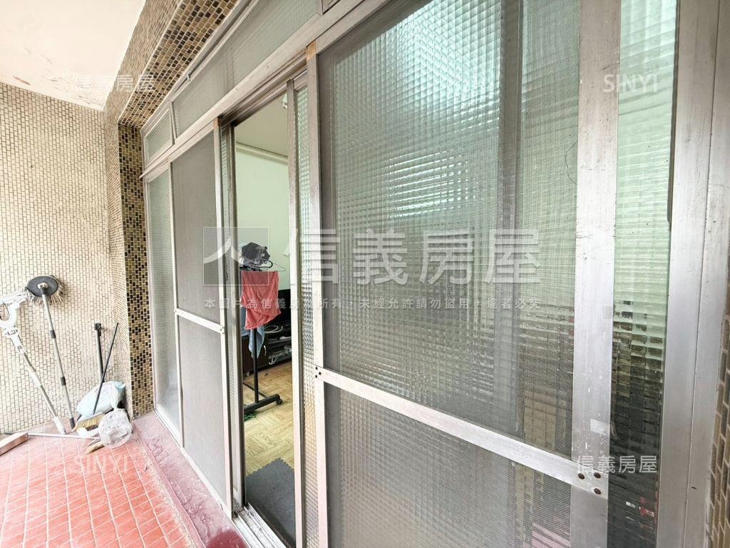 楠梓市區低總價公寓房屋室內格局與周邊環境