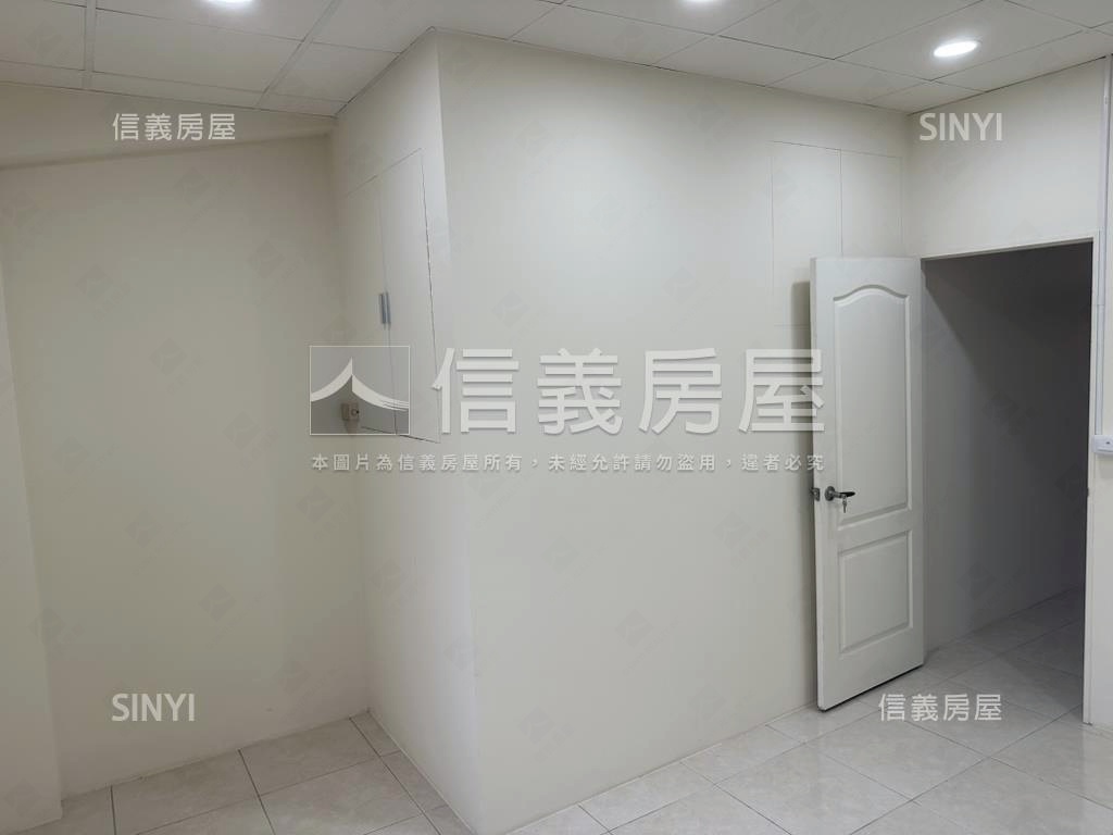 近中科低總價透天房屋室內格局與周邊環境