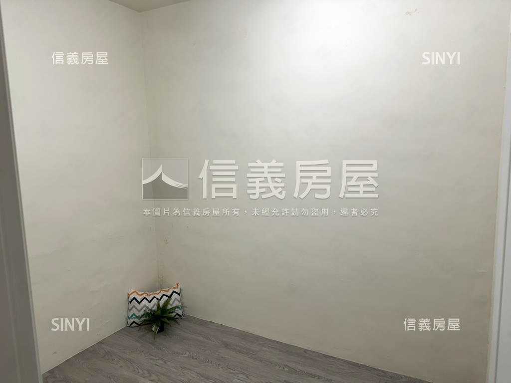 近中科低總價透天房屋室內格局與周邊環境