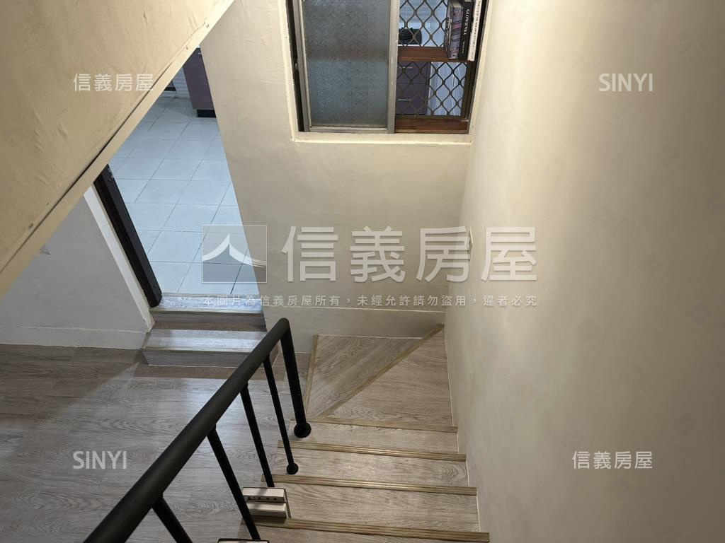 近中科低總價透天房屋室內格局與周邊環境