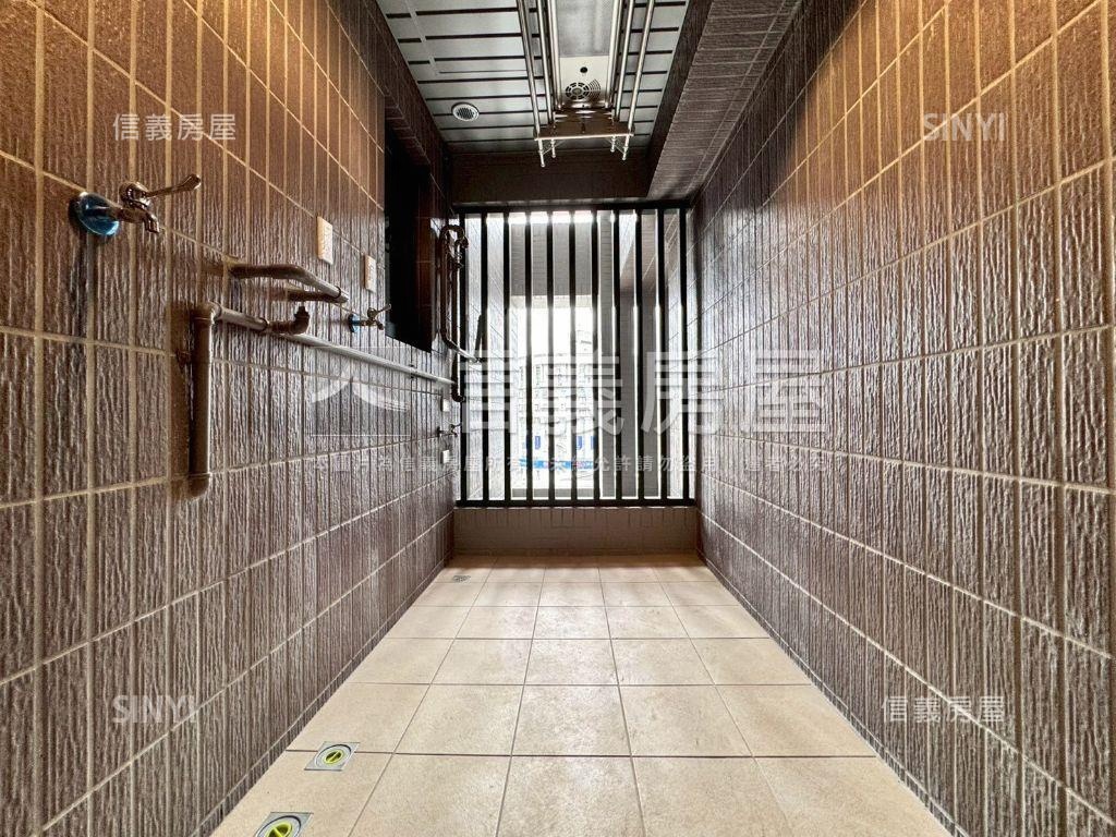 近捷運大通大美兩房雙衛浴房屋室內格局與周邊環境