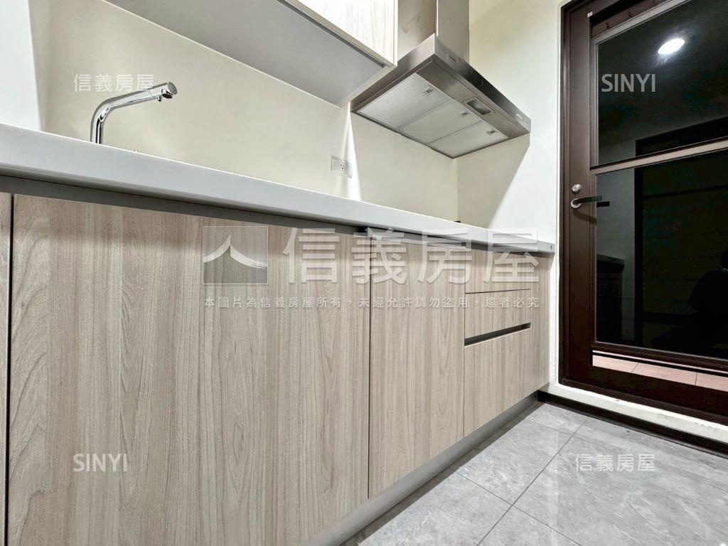 近捷運大通大美兩房雙衛浴房屋室內格局與周邊環境